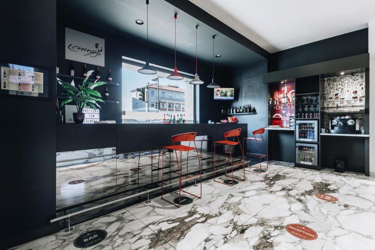 Hotel Continental Cremona Ngoại thất bức ảnh