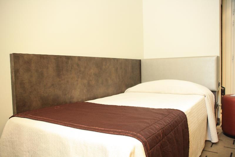 Hotel Continental Cremona Ngoại thất bức ảnh